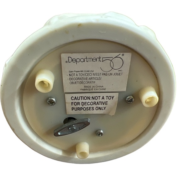 Dept. 56 Snowbabies Snow Globe Musical Waterglobe "Jingle Bells" Retired A12 - Picture 5 of 6